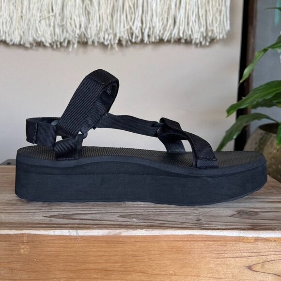 Teva Black Universal Flatform Gorpcore Sporty Festival Platform Sandal Size 10 - Picture 8 of 14